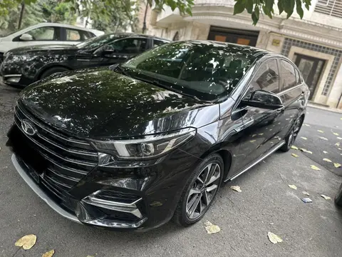 فونیکس، آریزو 6 پرو