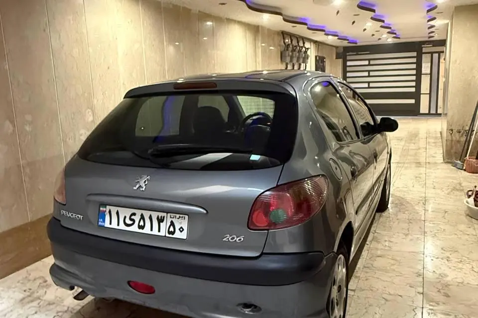 پژو،  206