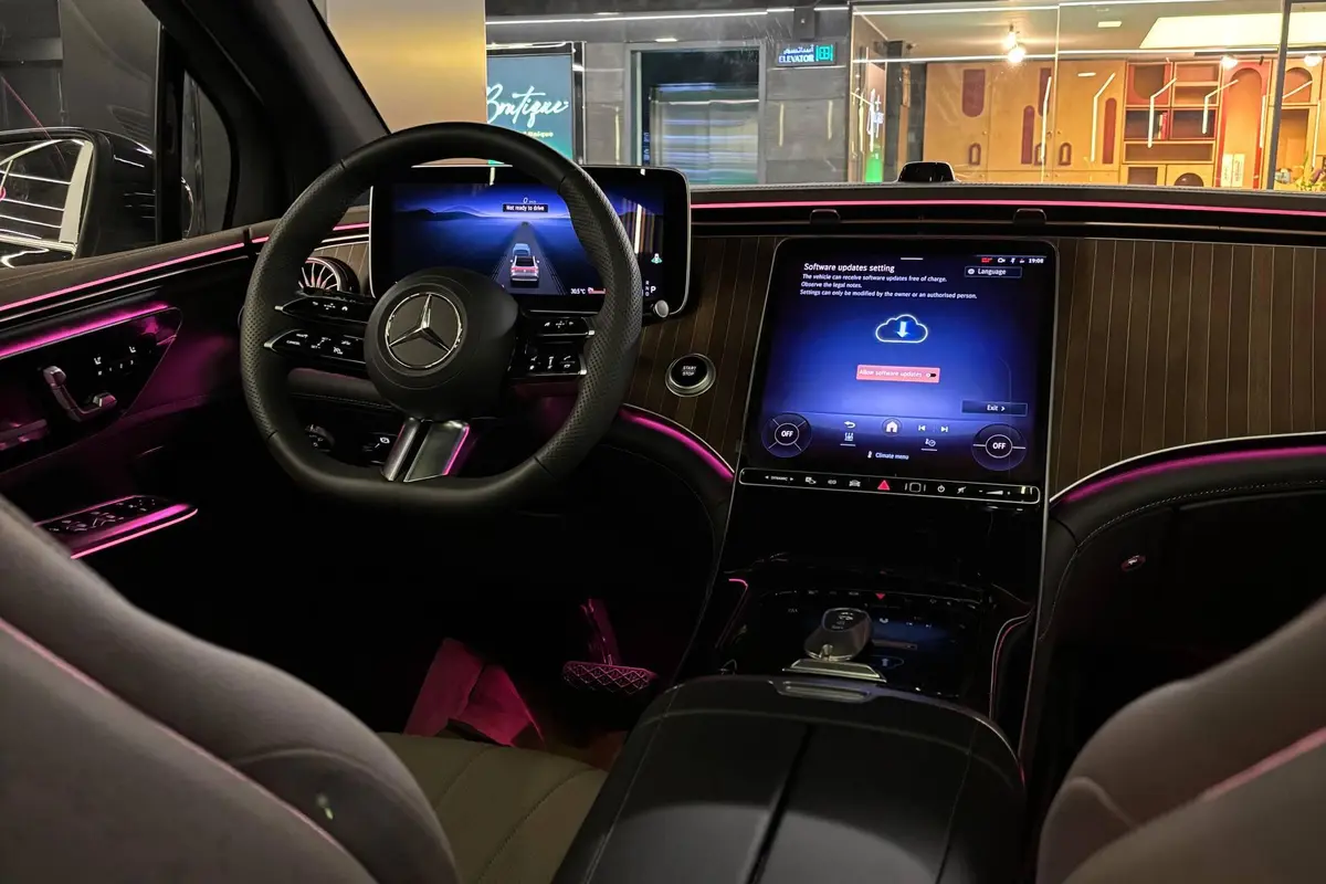 بنز،  EQE SUV