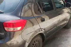تیبا، هاچ بک