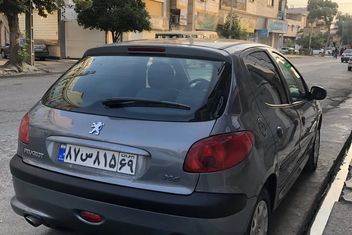 پژو  206