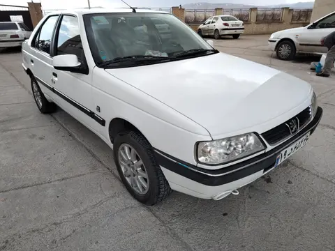 پژو، 405