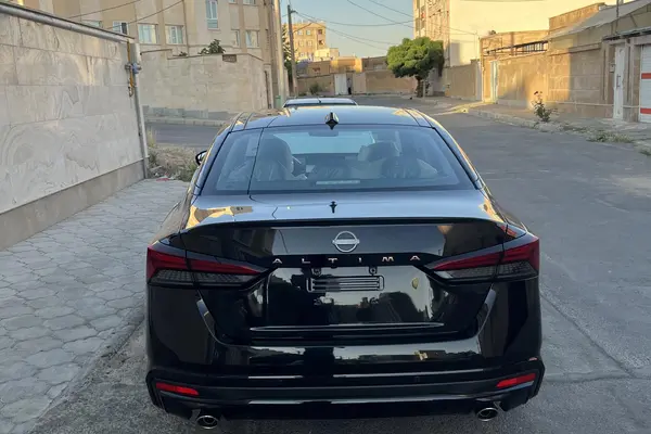 نیسان  آلتیما