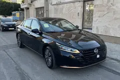 نیسان، آلتیما