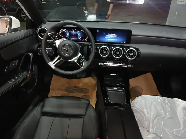 بنز، کلاس A سدان