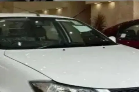 ساینا، S