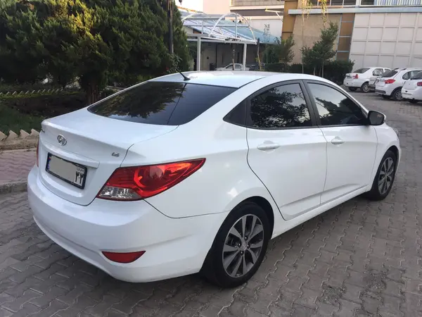 هیوندای  اکسنت