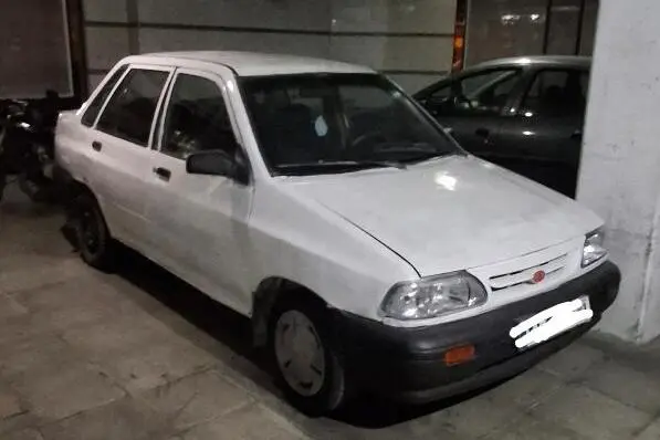 پراید، صندوق دار