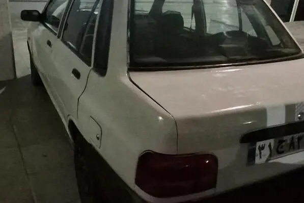 پراید، صندوق دار