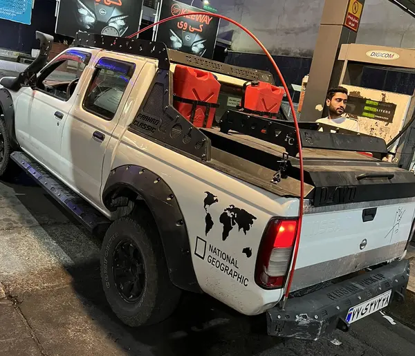 نیسان، پیکاپ دو کابین