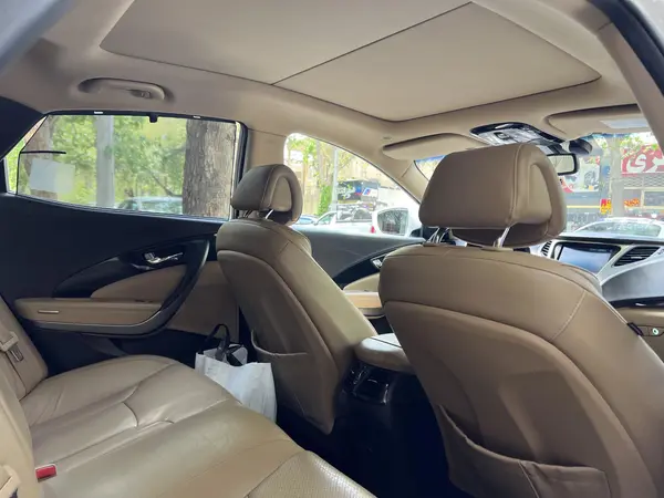 هیوندای، آزرا (گرنجور)