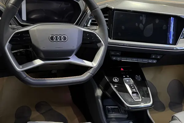 آئودی، Q4 e-tron