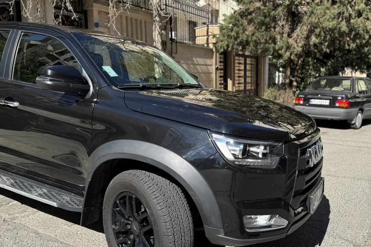 کی ام سی  T8