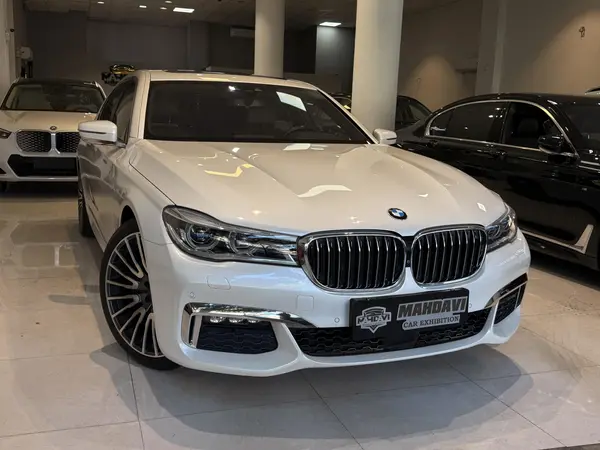 ب ام و، سری 7