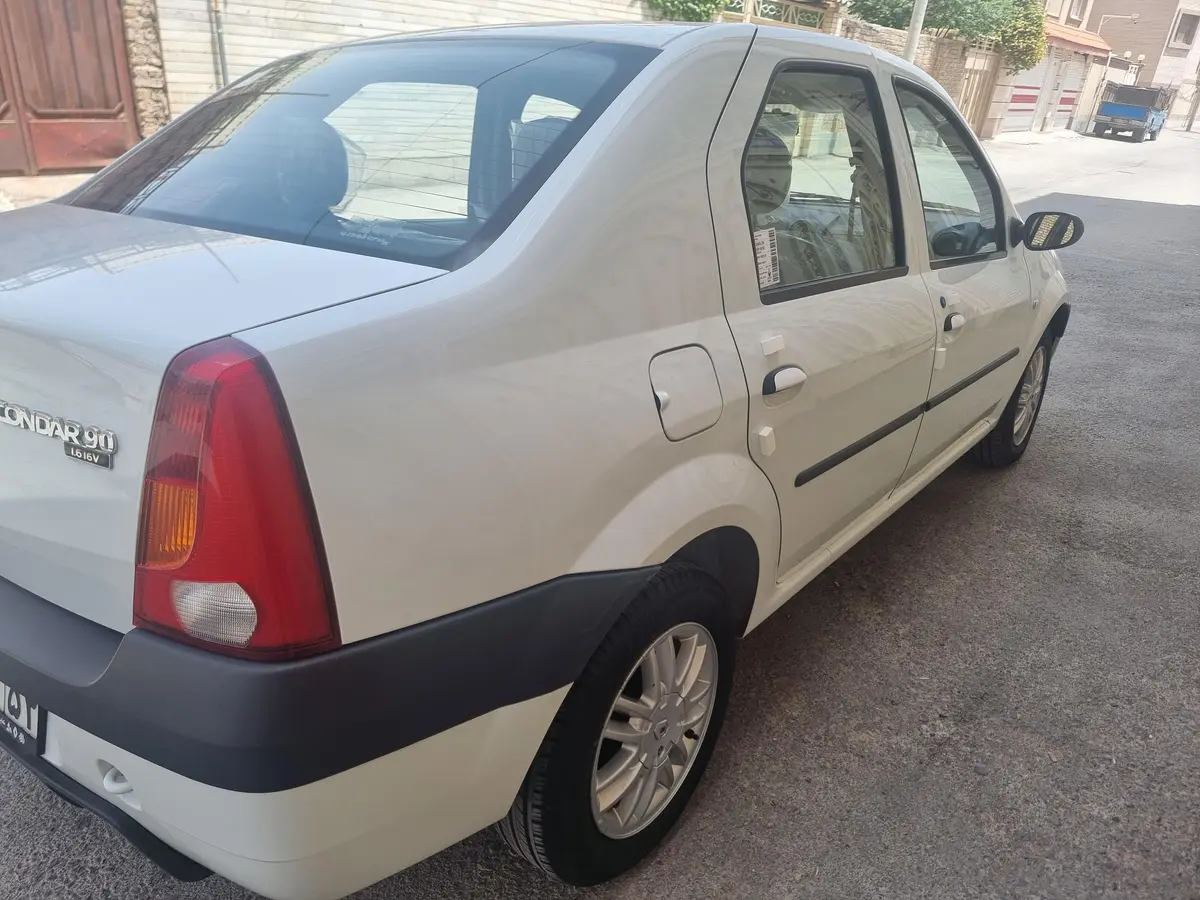 رنو،  تندر 90