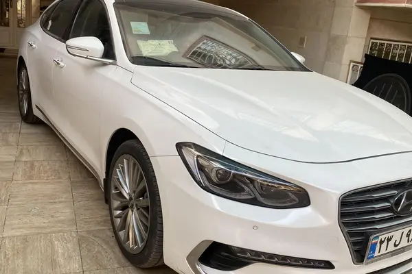 هیوندای، آزرا (گرنجور)