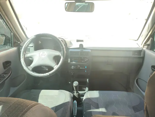 پراید، صندوق دار