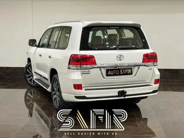 تویوتا، لندکروز چهار در