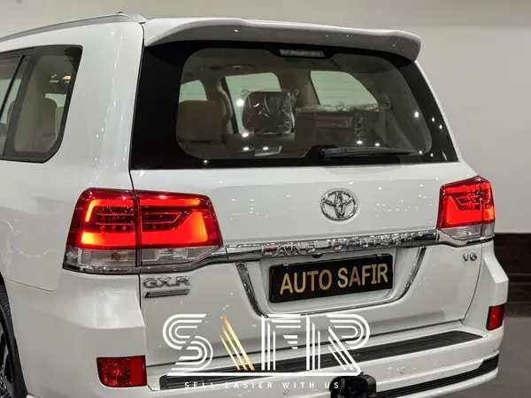 تویوتا، لندکروز چهار در