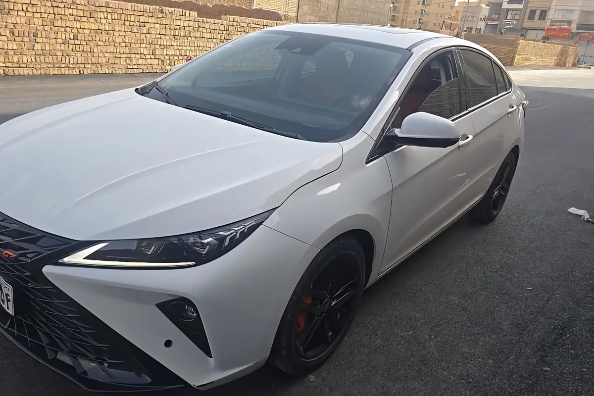 فونیکس،  آریزو 6 جی تی (Z6 GT)
