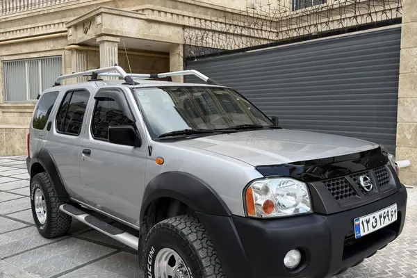 نیسان، رونیز