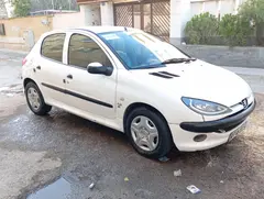 پژو، 206