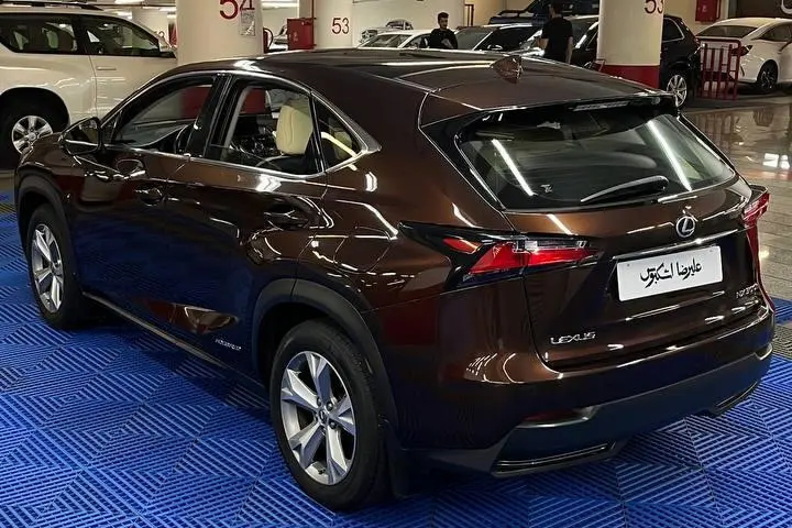 لکسوس،  NX هیبرید