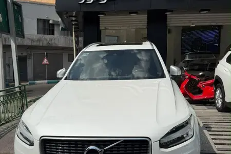 ولوو XC90