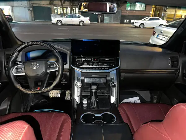 تویوتا، لندکروز چهار در