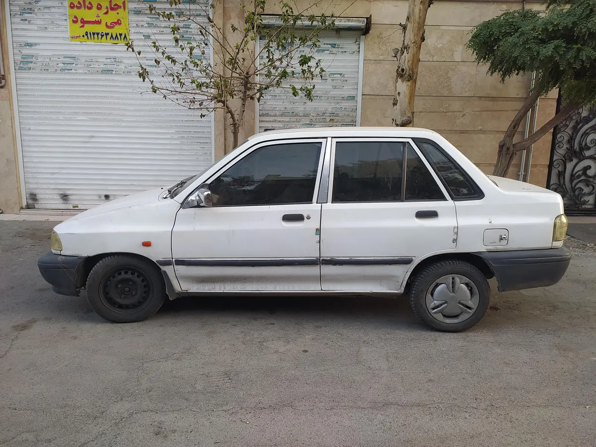 پراید،  صندوق دار