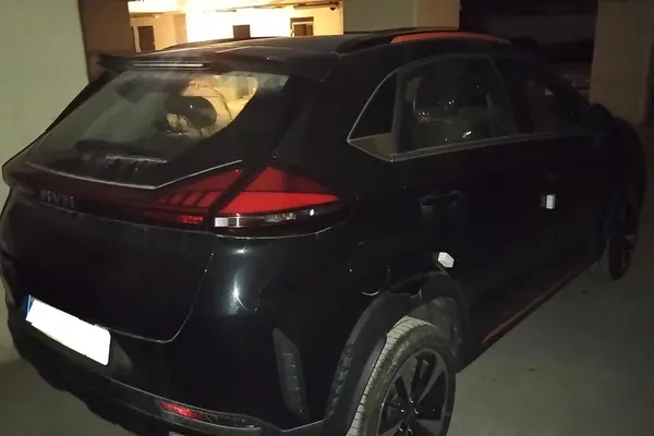 ام وی ام  X33 کراس