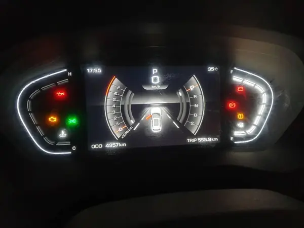 کی ام سی  X5