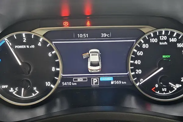 نیسان  سیلفی e-POWER