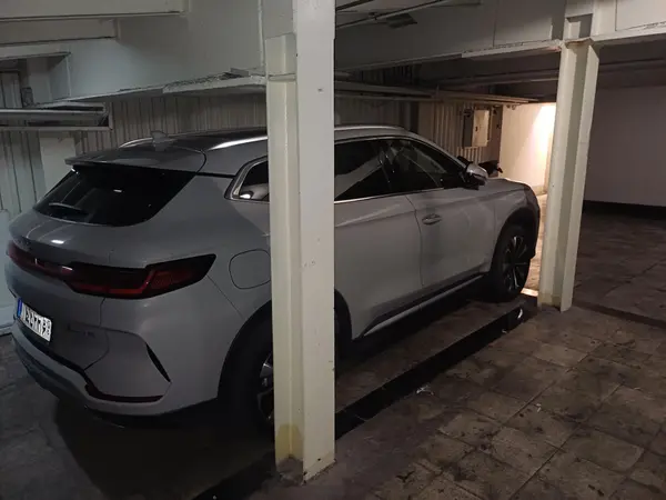 بی وای دی، سانگ پلاس DMi