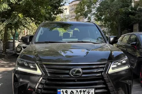 لکسوس، LX