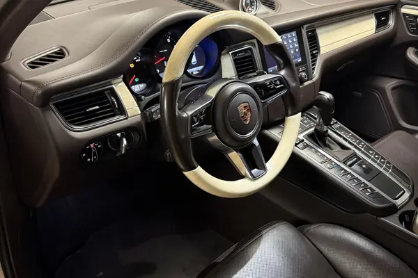 پورشه، ماکان