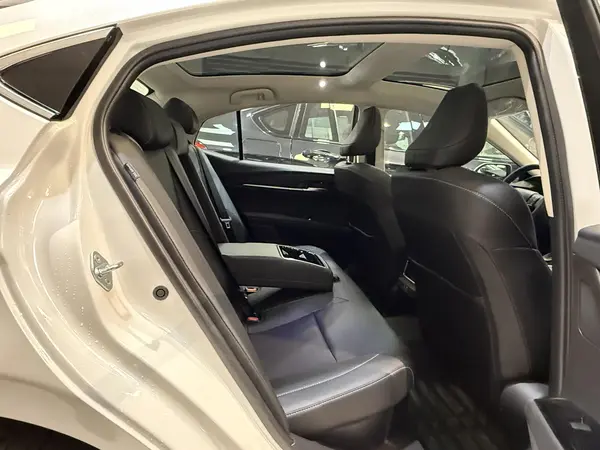 تویوتا، کمری هیبرید