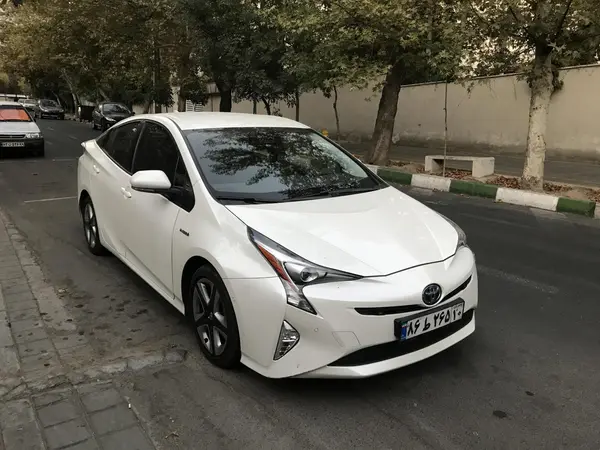 تویوتا  پریوس