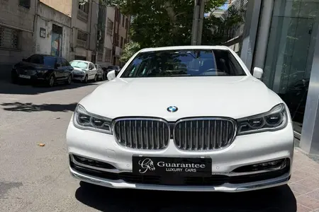ب ام و سری 7
