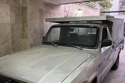 مزدا، وانت تک‌کابين
