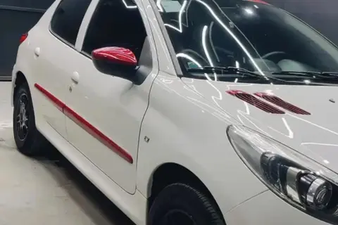 پژو، 207