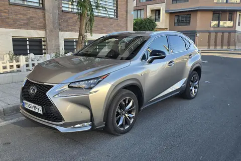 لکسوس، NX هیبرید