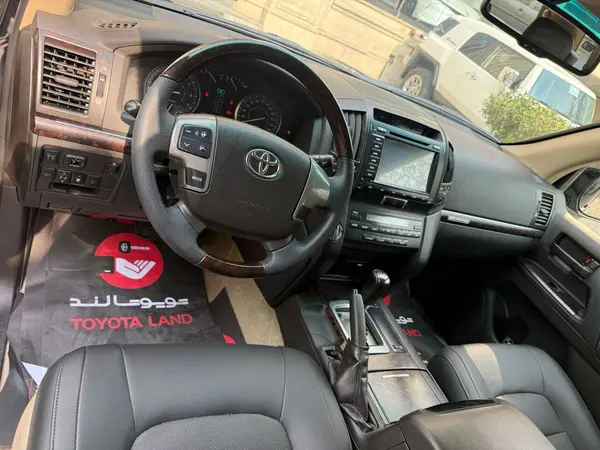 تویوتا، لندکروز چهار در