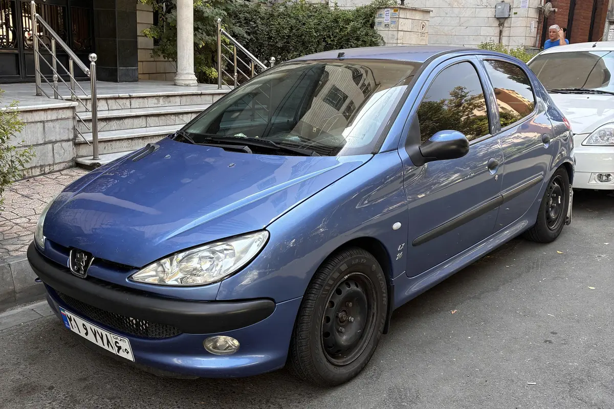پژو،  206