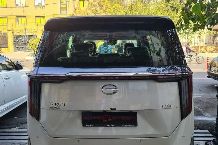 جی ای سی،  M8