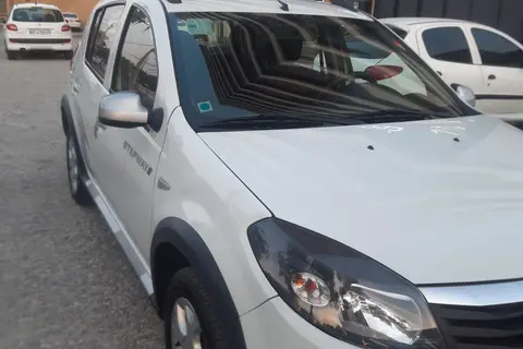 رنو، ساندرو استپ وی