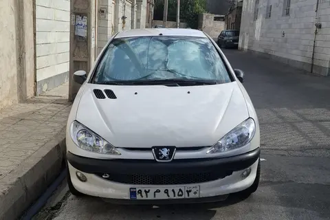 پژو، 206 SD