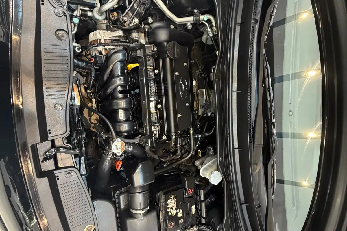 هیوندای،  i20