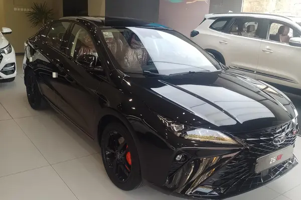 حواله فونیکس، آریزو 6 جی تی (Z6 GT)