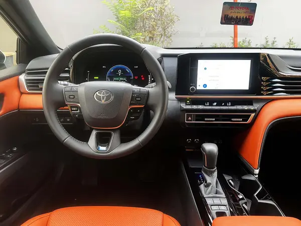 تویوتا، کمری هیبرید